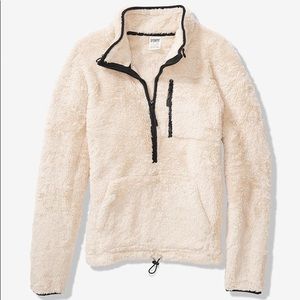 NWOT VS Pink Teddy Half-Zip in Champagne